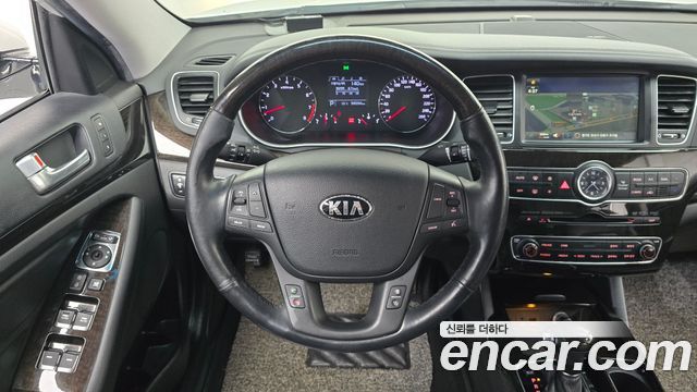 Kia K7 2014 — photo 19
