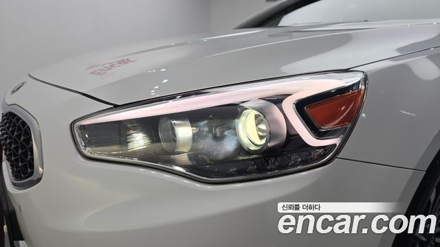 Kia K7 2014 — photo 8