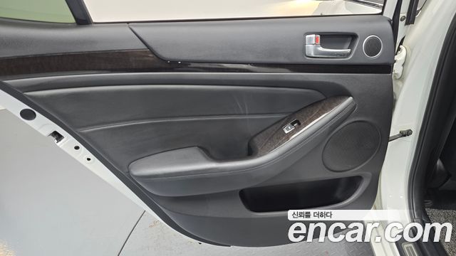 Kia K7 2014 — photo 15