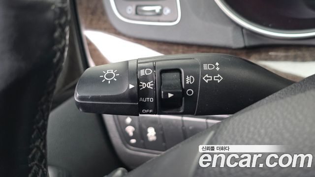 Kia K7 2014 — photo 28