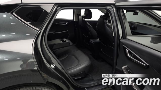 Kia EV6 2022 — photo 18