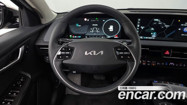 Kia EV6 2022 — photo 19