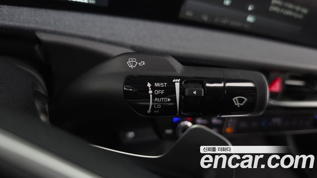 Kia EV6 2022 — photo 24