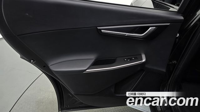 Kia EV6 2022 — photo 15
