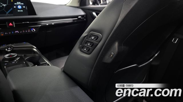 Kia EV6 2022 — photo 33