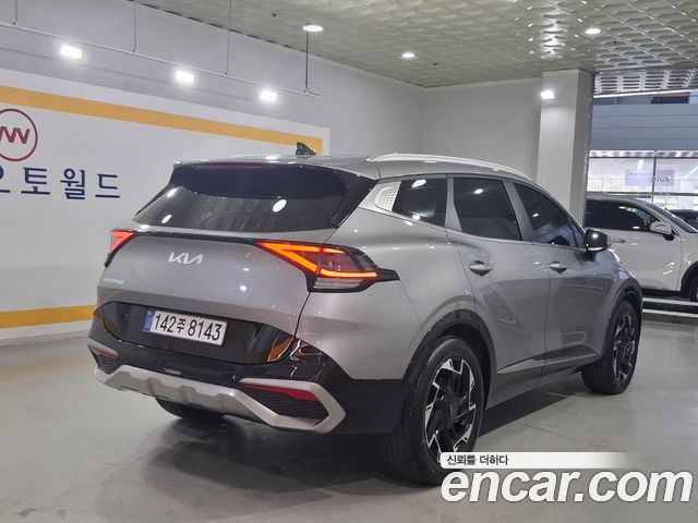 Kia Sportage 2023 — photo 2