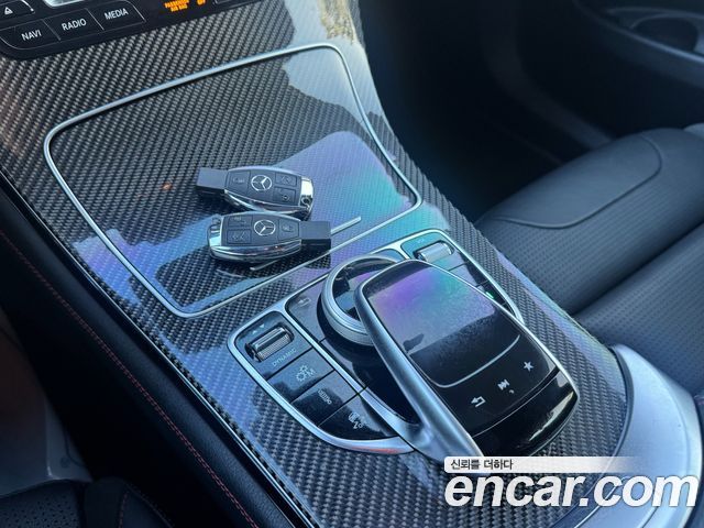 Mercedes-Benz GLC-Class 2018 — photo 17