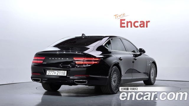 Genesis G80 2023 — photo 2