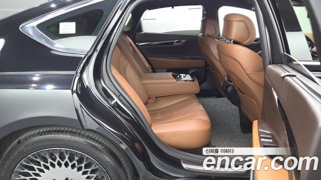 Genesis G80 2023 — photo 12
