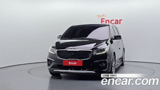 Kia Canival 2019 — photo 3