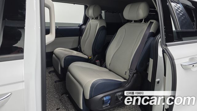 Kia Canival 2024 — photo 18
