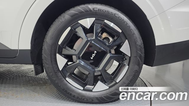 Kia Canival 2024 — photo 7