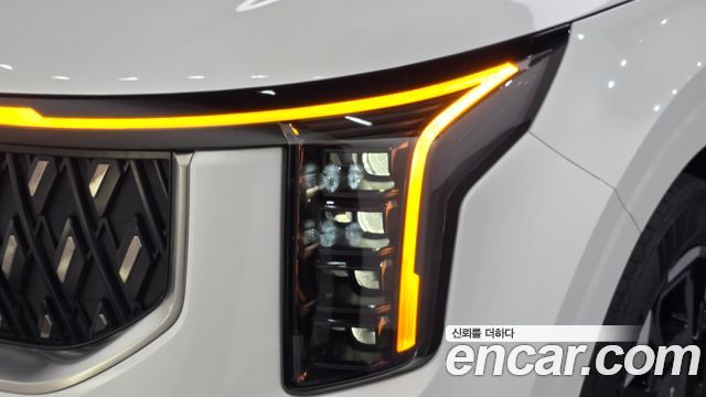 Kia Canival 2024 — photo 8