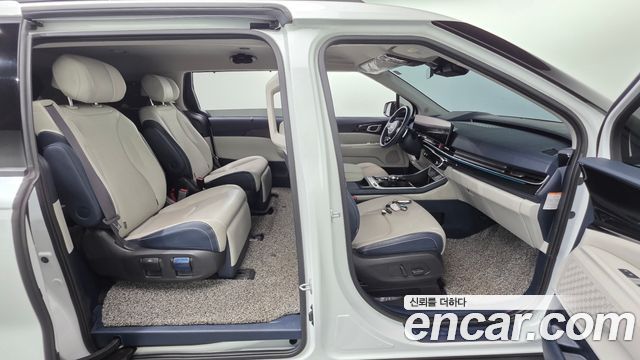 Kia Canival 2024 — photo 16