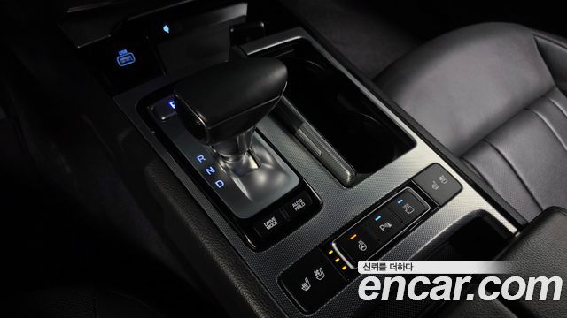 Genesis G80 2019 — photo 12