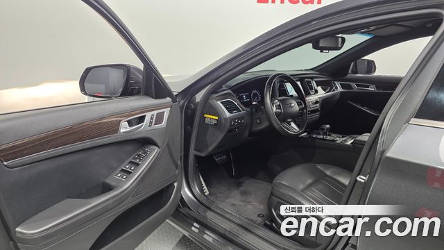 Genesis G80 2019 — photo 13