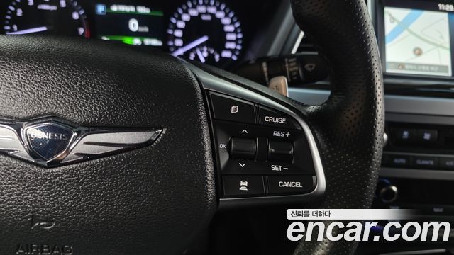 Genesis G80 2019 — photo 24