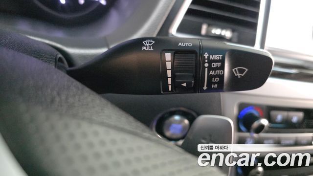 Genesis G80 2019 — photo 34