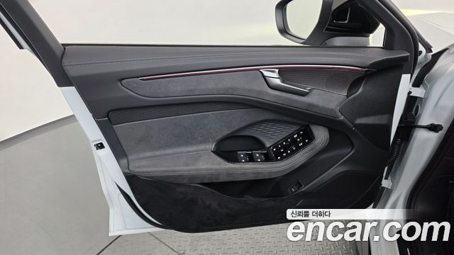 Audi A6 2026 — photo 14