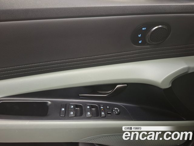 Hyundai AVANTE 2025 — photo 4