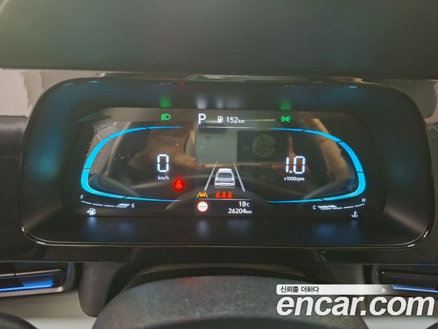 Hyundai AVANTE 2025 — photo 6