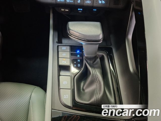 Hyundai AVANTE 2025 — photo 13