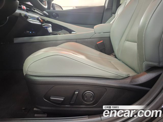 Hyundai AVANTE 2025 — photo 15