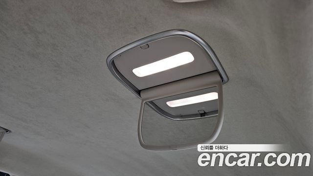 Genesis G90 2021 — photo 32
