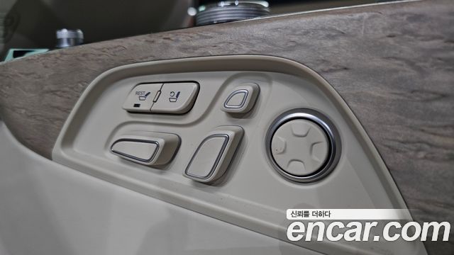 Genesis G90 2021 — photo 41