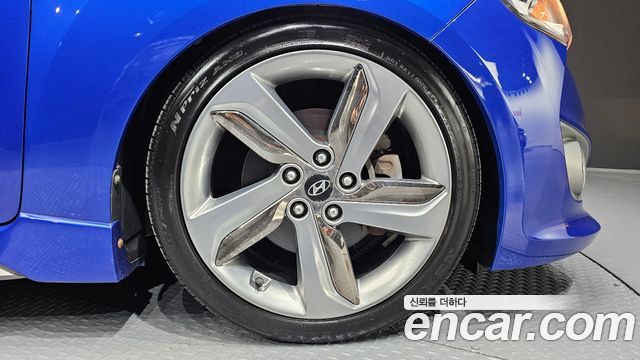 Hyundai Veloster 2013 — photo 7
