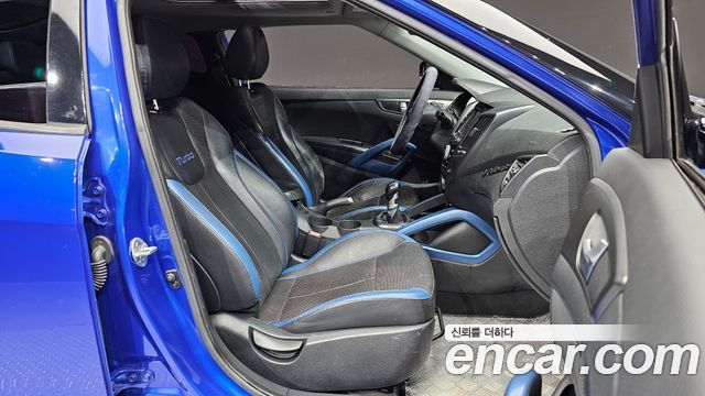 Hyundai Veloster 2013 — photo 16