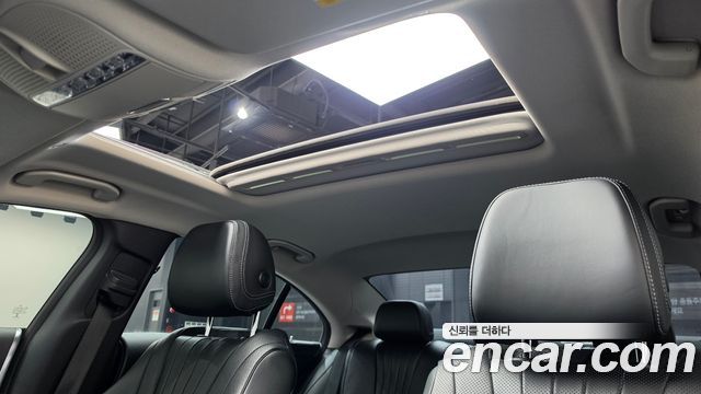 Mercedes-Benz CLS-Class 2019 — photo 21