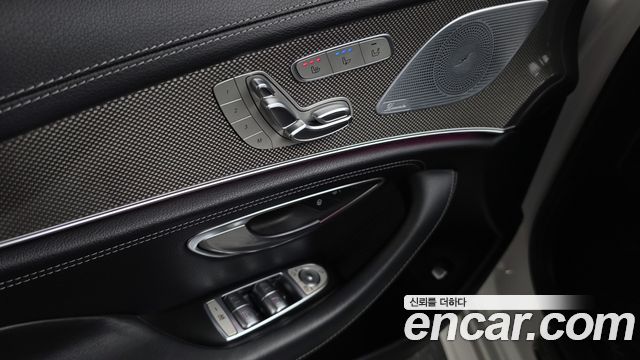 Mercedes-Benz CLS-Class 2019 — photo 32