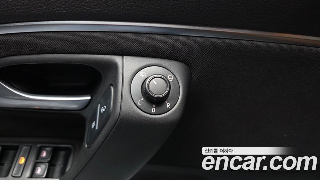Volkswagen Polo 2015 — photo 28