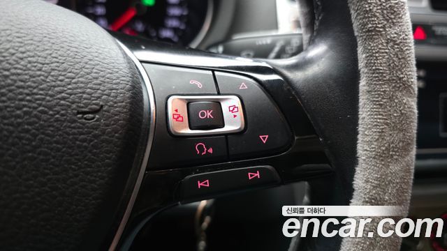Volkswagen Polo 2015 — photo 30