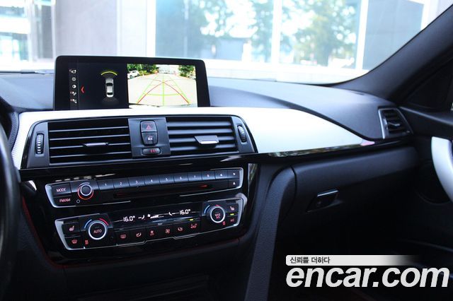 BMW 3-Series 2017 — photo 10