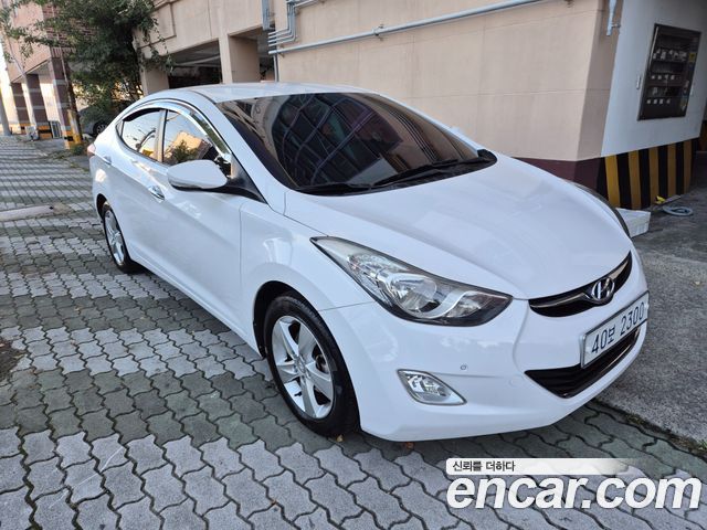 Hyundai AVANTE 2013 — photo 2