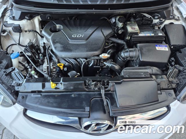 Hyundai AVANTE 2013 — photo 7