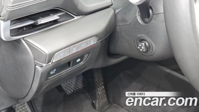 Genesis GV80 2020 — photo 20