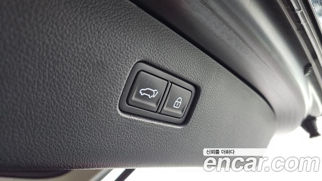 Genesis GV80 2020 — photo 24