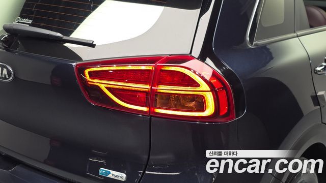 Kia Niro 2020 — photo 9