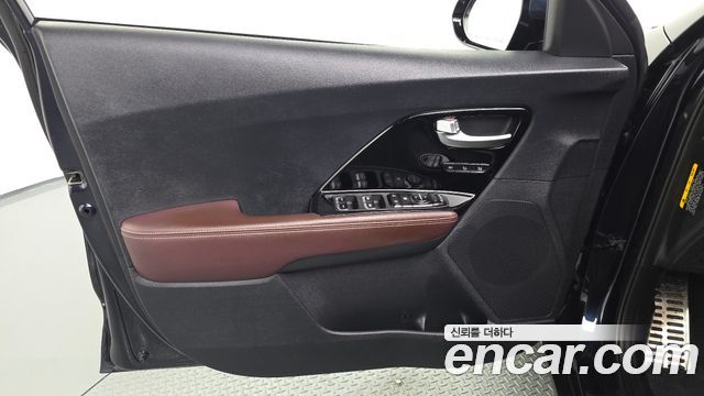 Kia Niro 2020 — photo 14