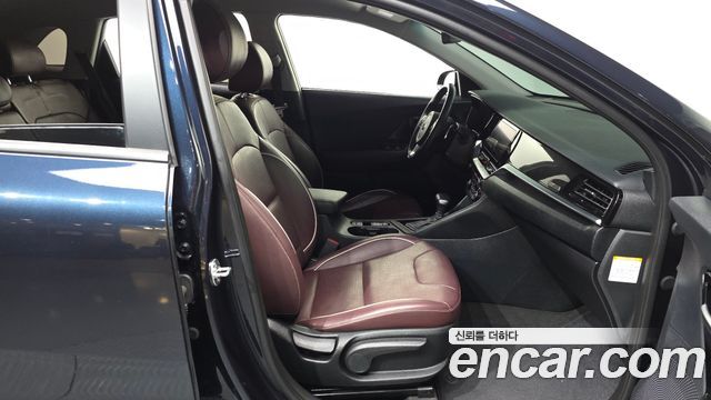 Kia Niro 2020 — photo 16