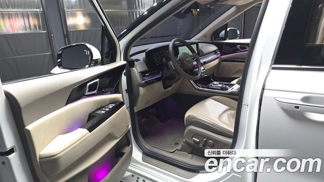 Kia Canival 2023 — photo 10