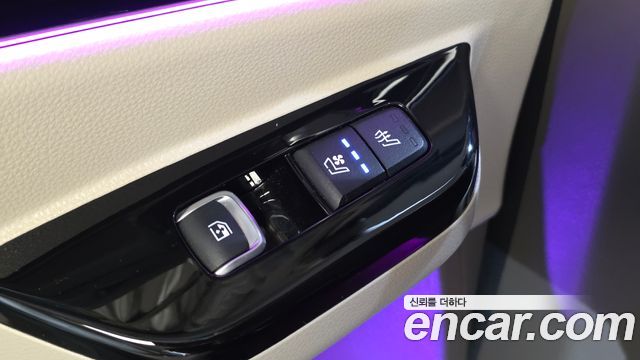 Kia Canival 2023 — photo 19