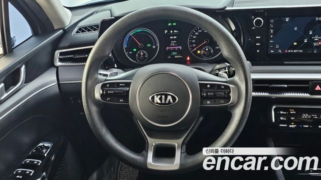 Kia K5 2020 — photo 21