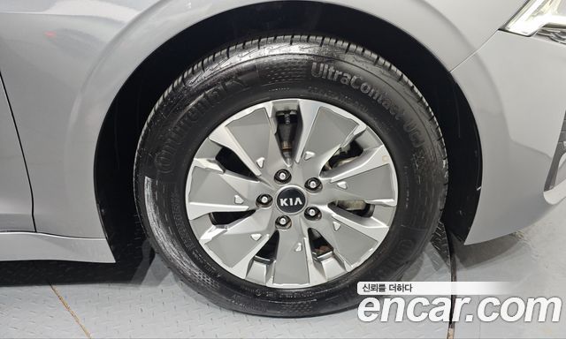 Kia K5 2020 — photo 7