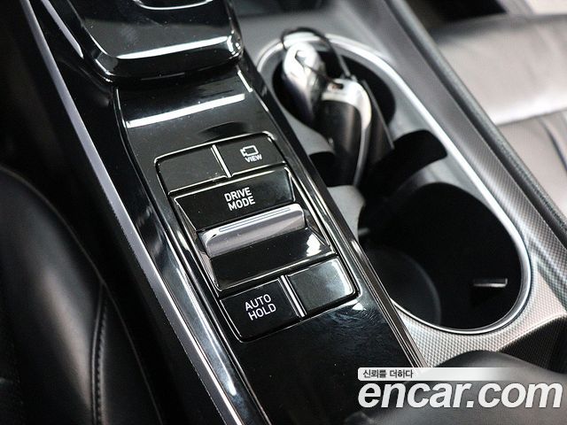 Hyundai Sonata 2020 — photo 11