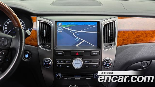 Hyundai Equus 2010 — photo 15