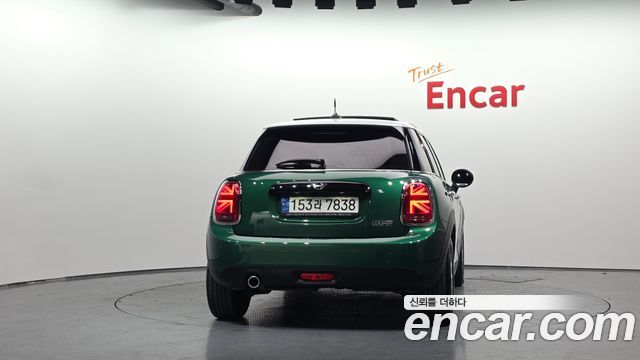 Mini Cooper 2021 — photo 4